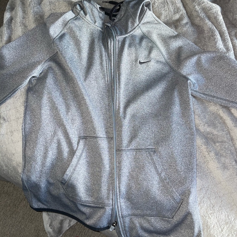 Nike dryfit sweatshirt